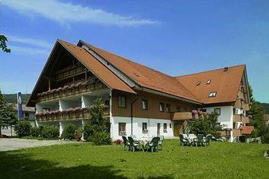 Landgasthof Zum Schwarzen Grat 이스니임알가우 외부 사진