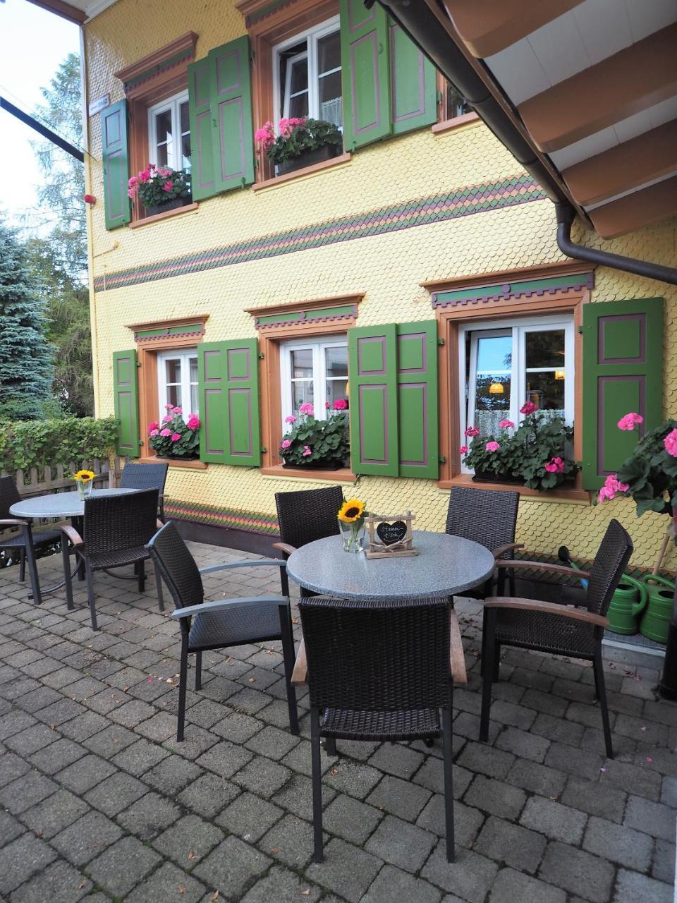 Landgasthof Zum Schwarzen Grat 이스니임알가우 외부 사진